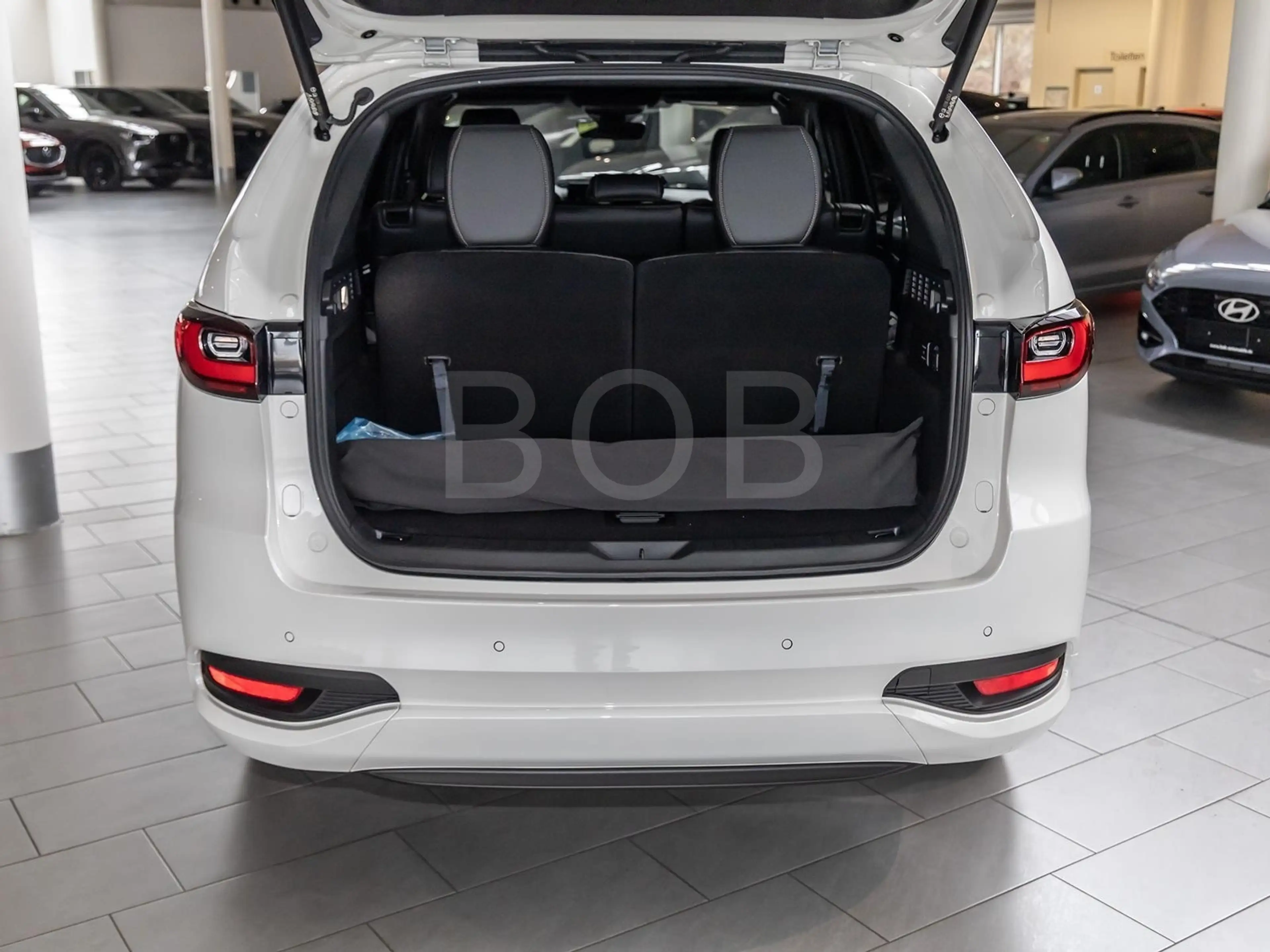 Mazda CX-80 3.3L e-SKYACTIV D 8AT AWD Homura Plus — photo 7