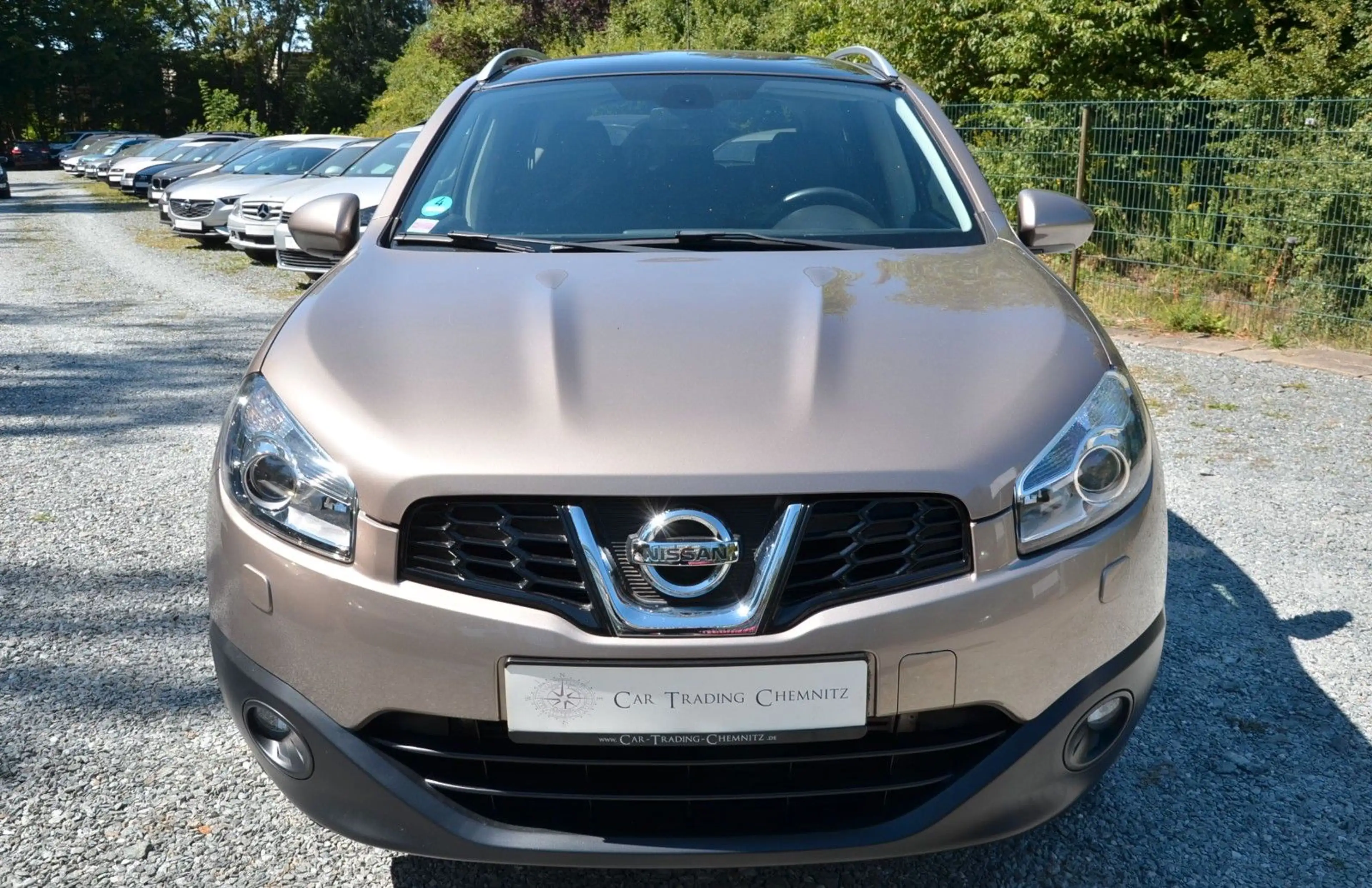 Nissan Qashqai+2 Tekna 2.0 dCi 4X4 Navi 7 Sitze Xenon — photo 2