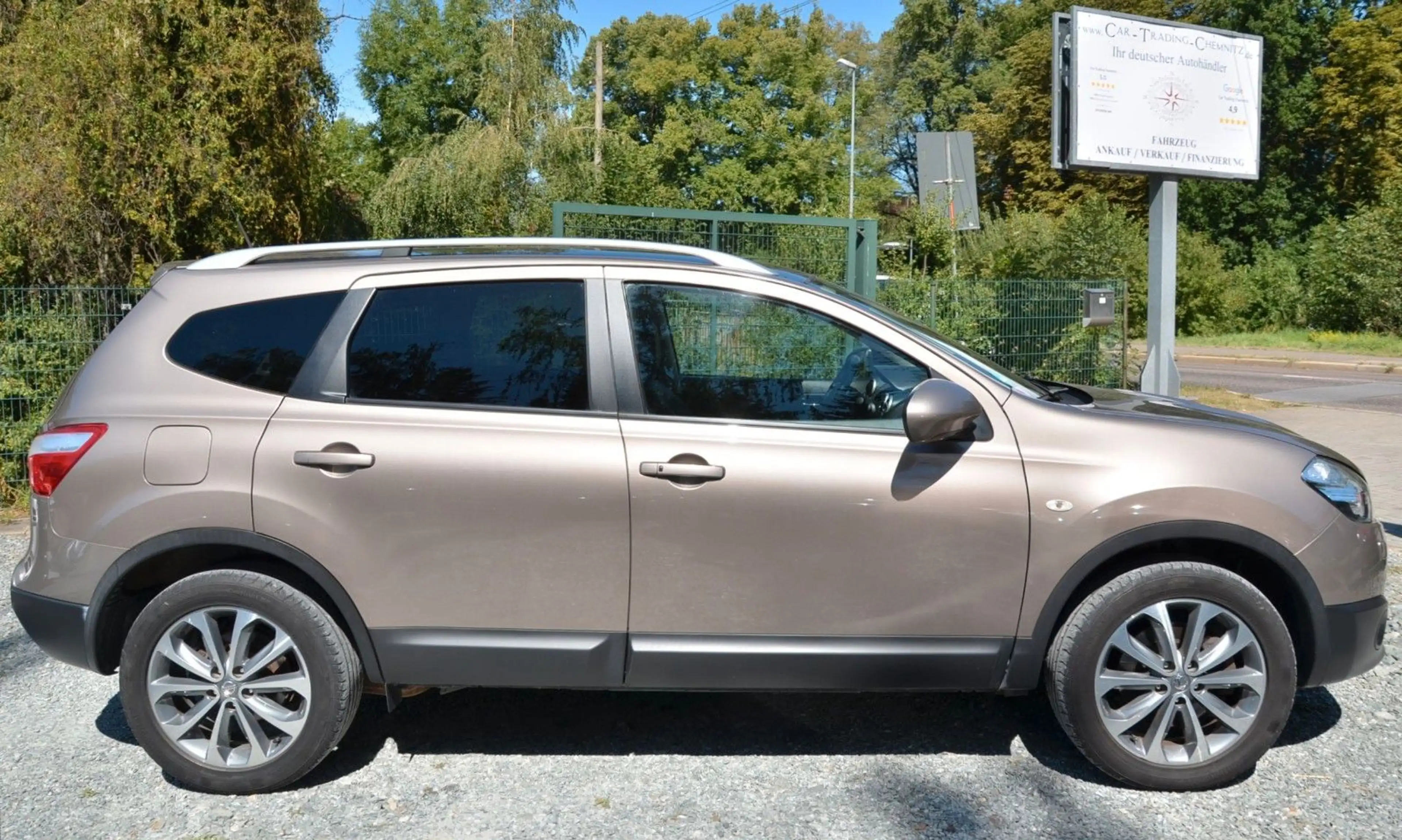 Nissan Qashqai+2 Tekna 2.0 dCi 4X4 Navi 7 Sitze Xenon — photo 4