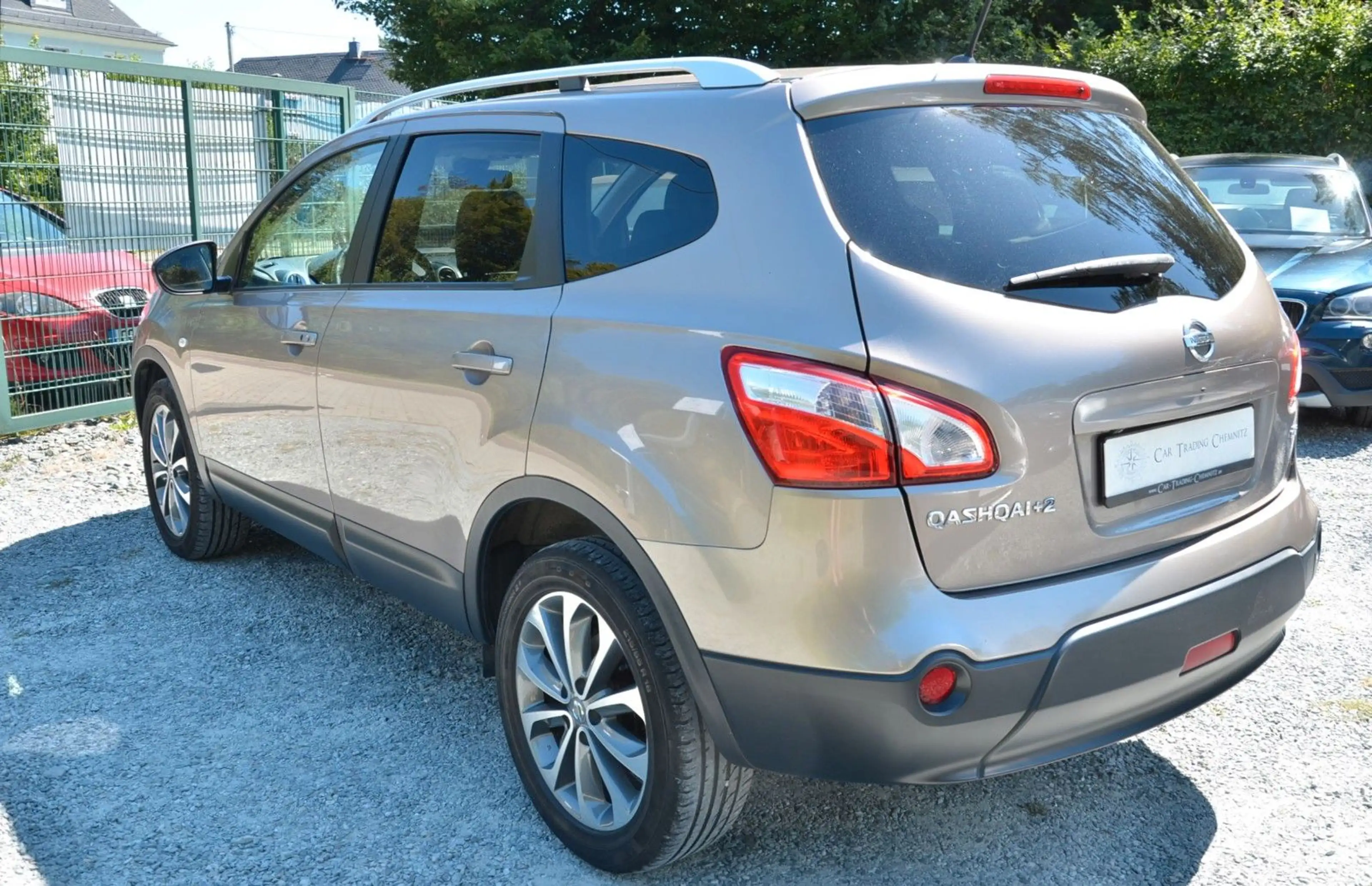Nissan Qashqai+2 Tekna 2.0 dCi 4X4 Navi 7 Sitze Xenon — photo 7