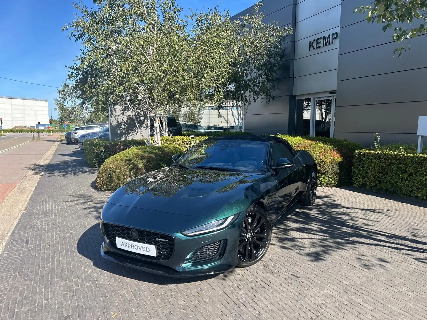 Jaguar F-Type Convertible P300 R-Dynamic Verde - 2