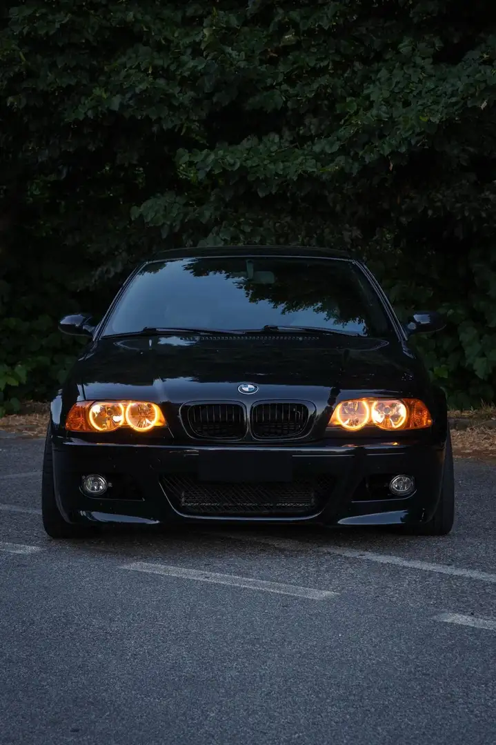 BMW 323 323i Coupe - 2