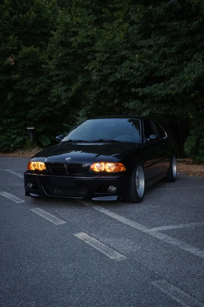 BMW 323 323i Coupe - 1
