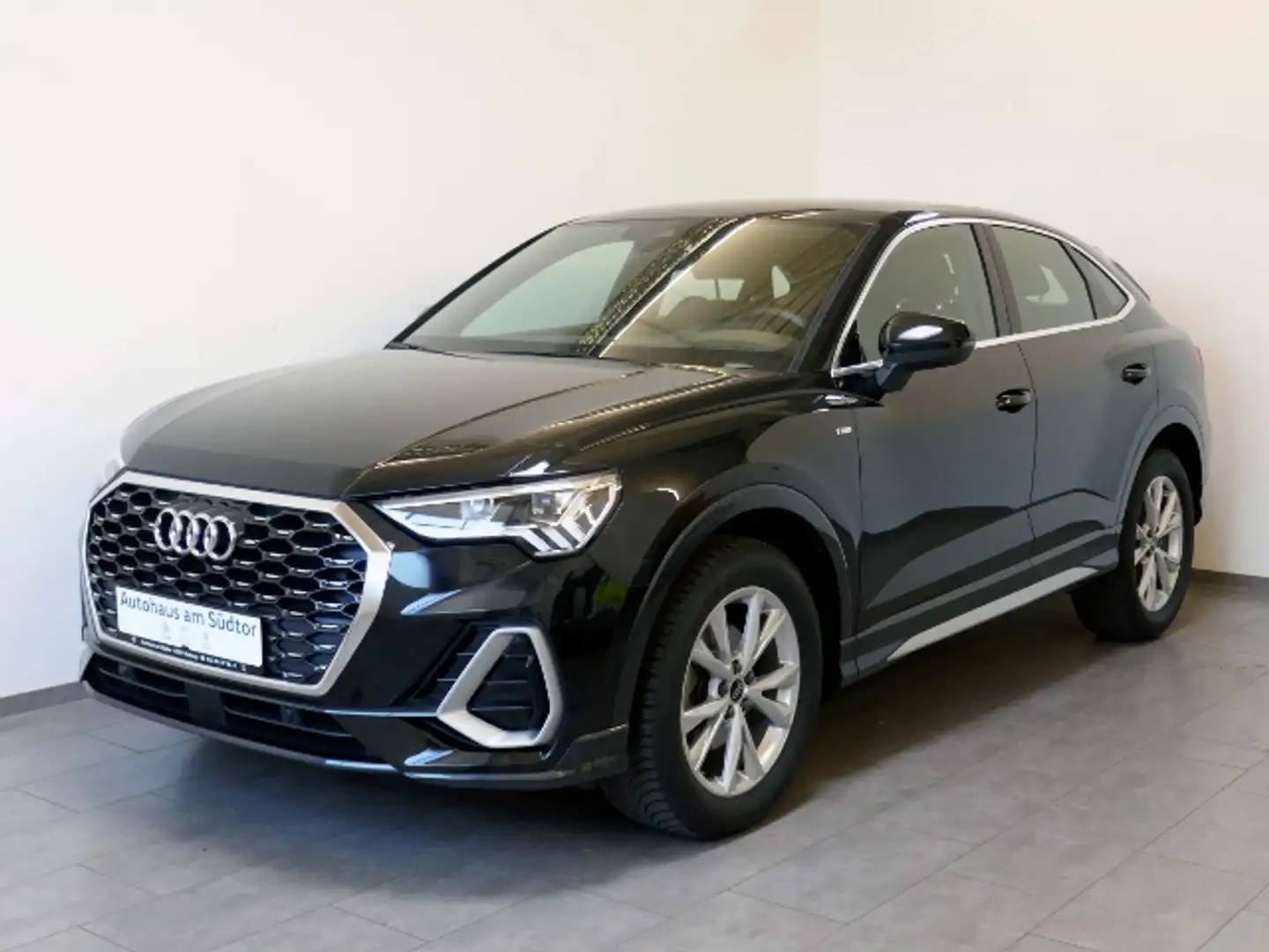 Audi Q3 Sportback 35 TFSI S line | LED PDC Navi Schwarz - 2