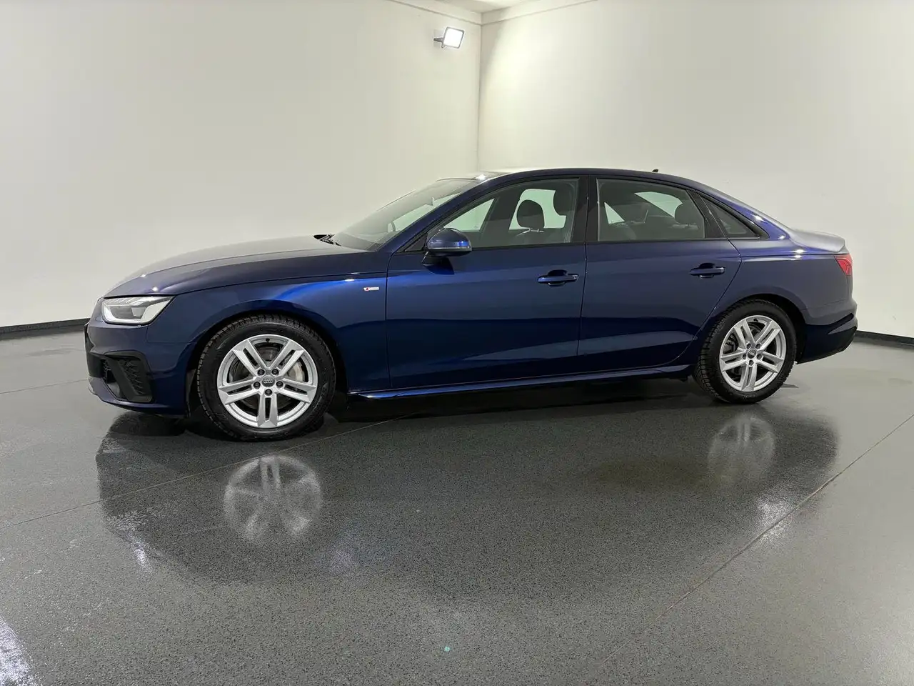 Audi A4 Lim. 40 TDI quattro S-tronic S-line *LED*RFK*NAVI* 6