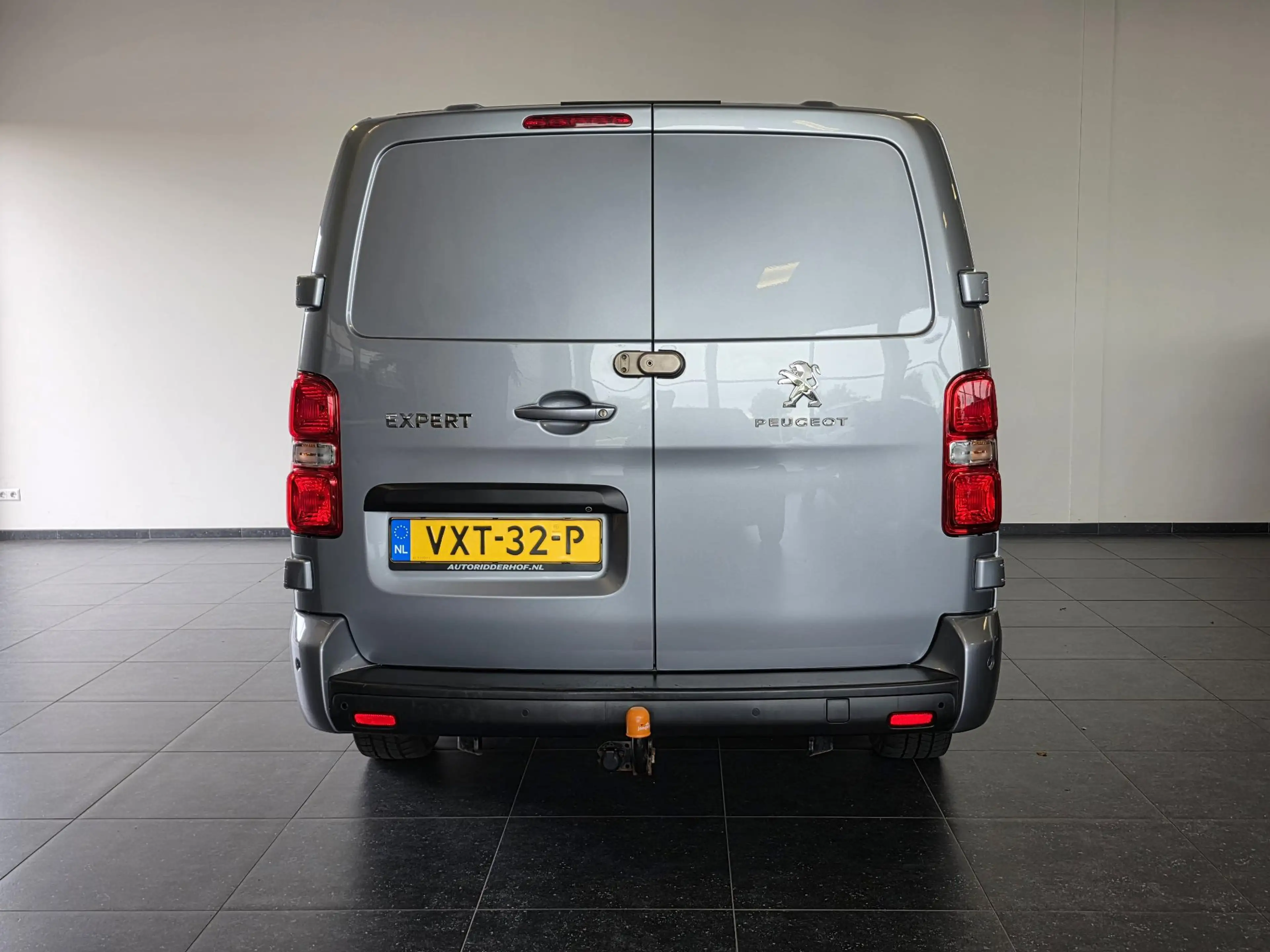 Peugeot Expert 2.0 BlueHDI 180 S&S DC | Trekhaak | Camera | Apple — photo 8