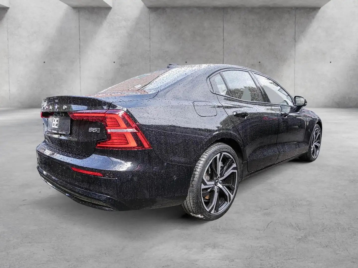 Volvo S60 B5 Ultimate Dark AWD SHZ H/K HGSD HUD LED Schwarz - 2