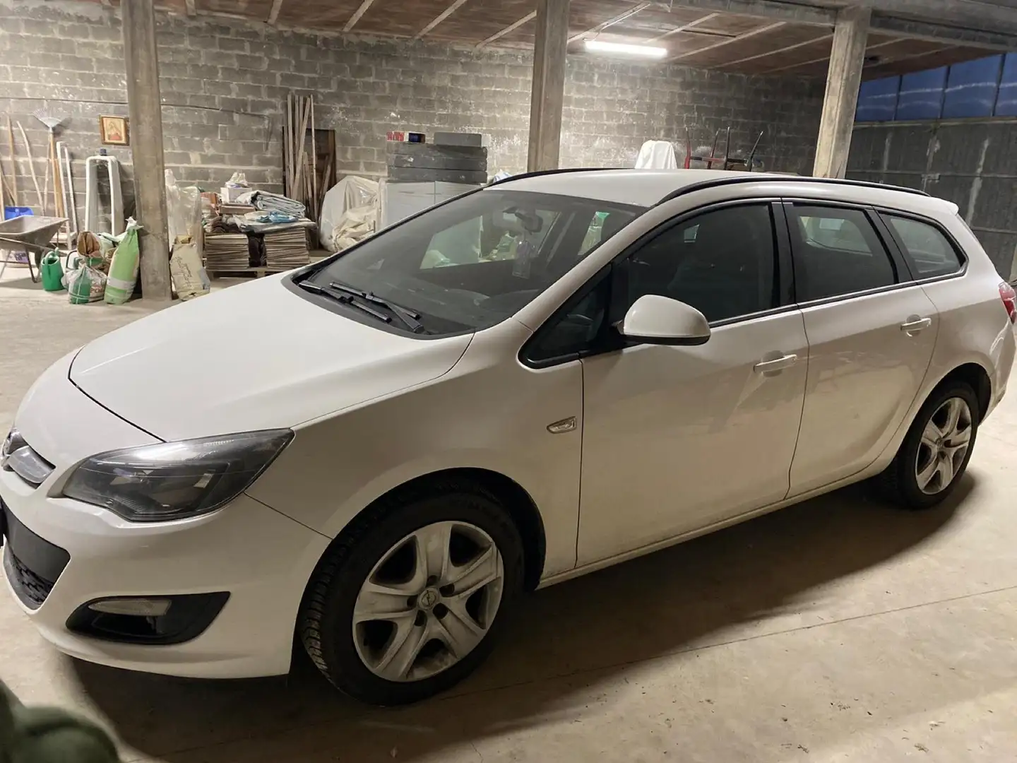 Opel Astra Sports Tourer 1.6 cdti ecoflex 110cv - 1