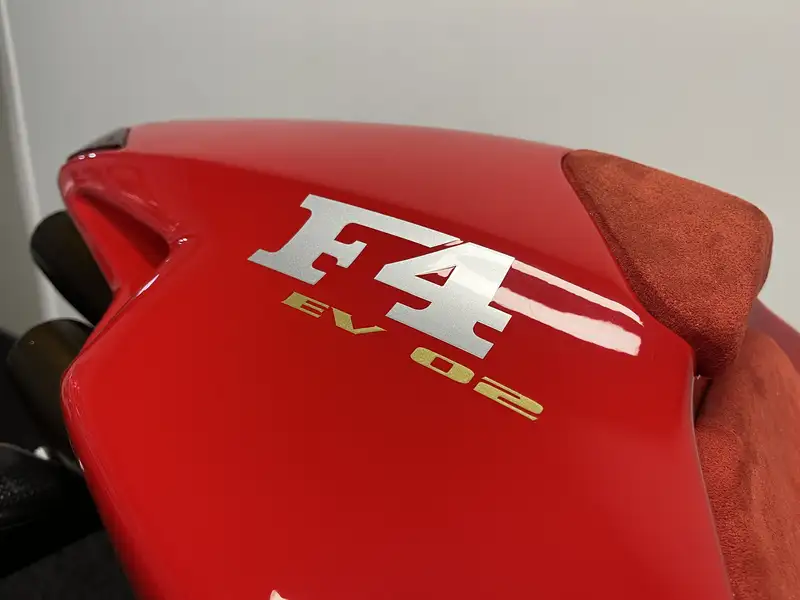 MV Agusta F4 750 - foto 3
