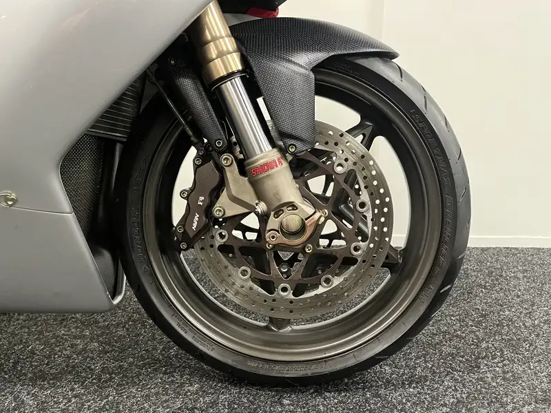 MV Agusta F4 750 - foto 7