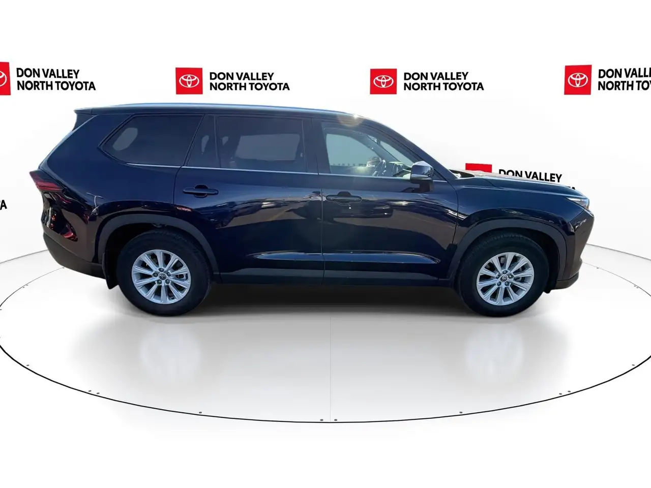 Toyota Grand Highlander снимка Toyota Grand Highlander