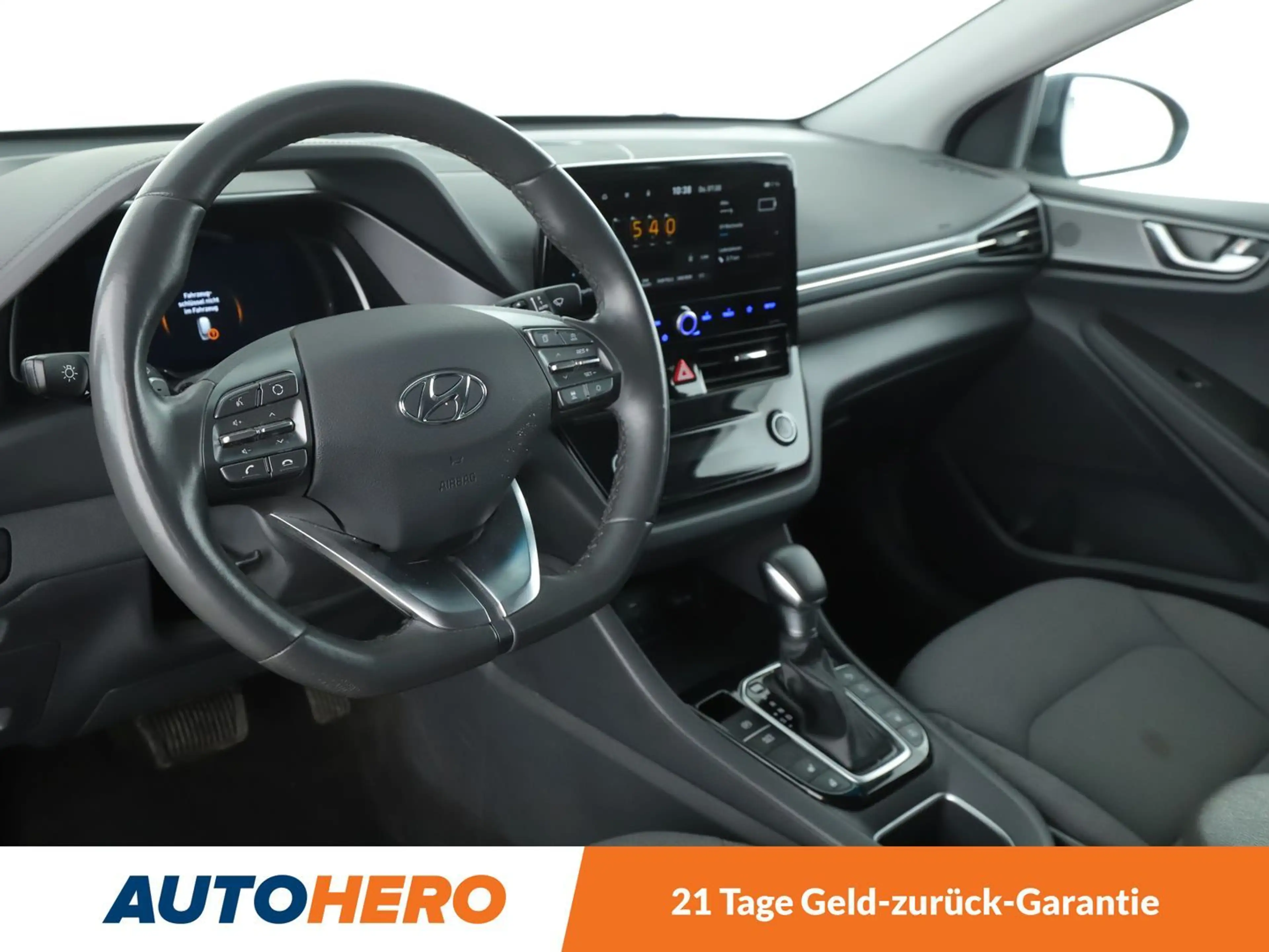 Hyundai IONIQ 1.6 Style Plug-In Hybrid Aut.*NAVI*LED*CAM*SHZ*LHZ — photo 11