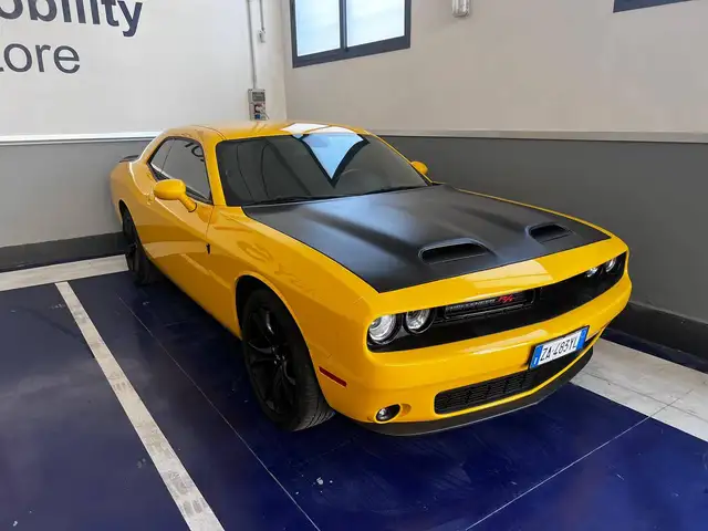 Dodge Challenger CHALLENGER SXT