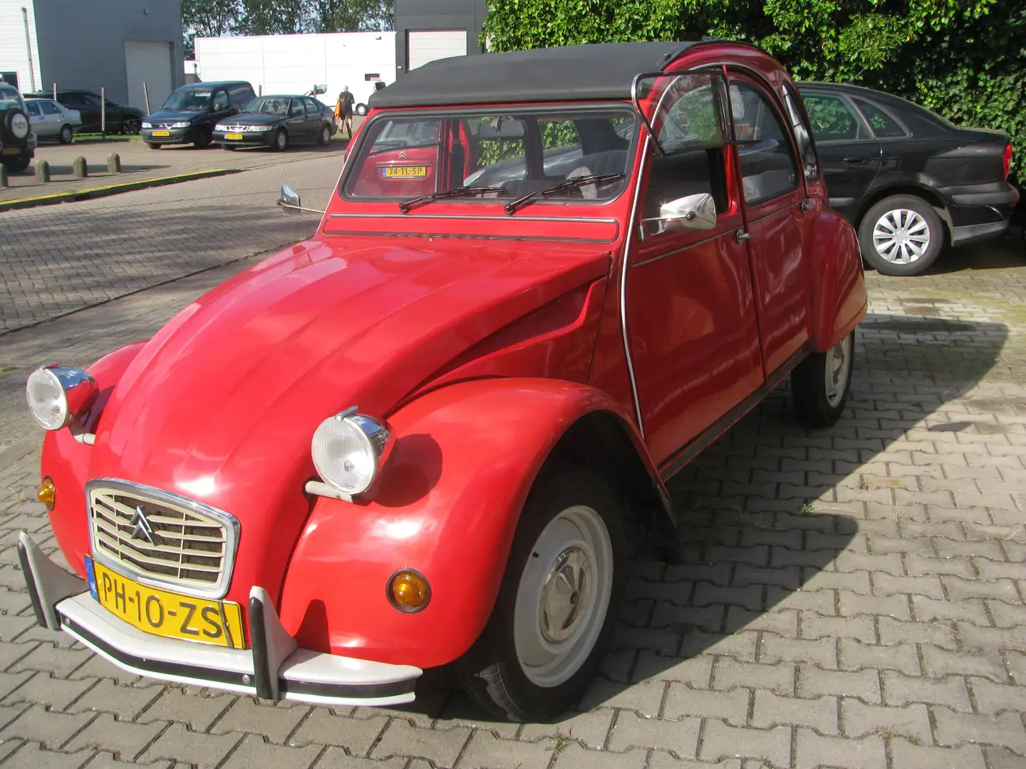 Citroen 2CV 2CV6 Special Rood - 2