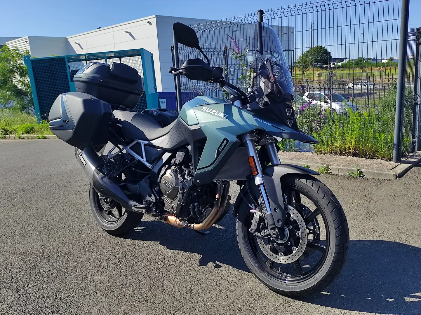 Suzuki V-Strom 800SE - 1