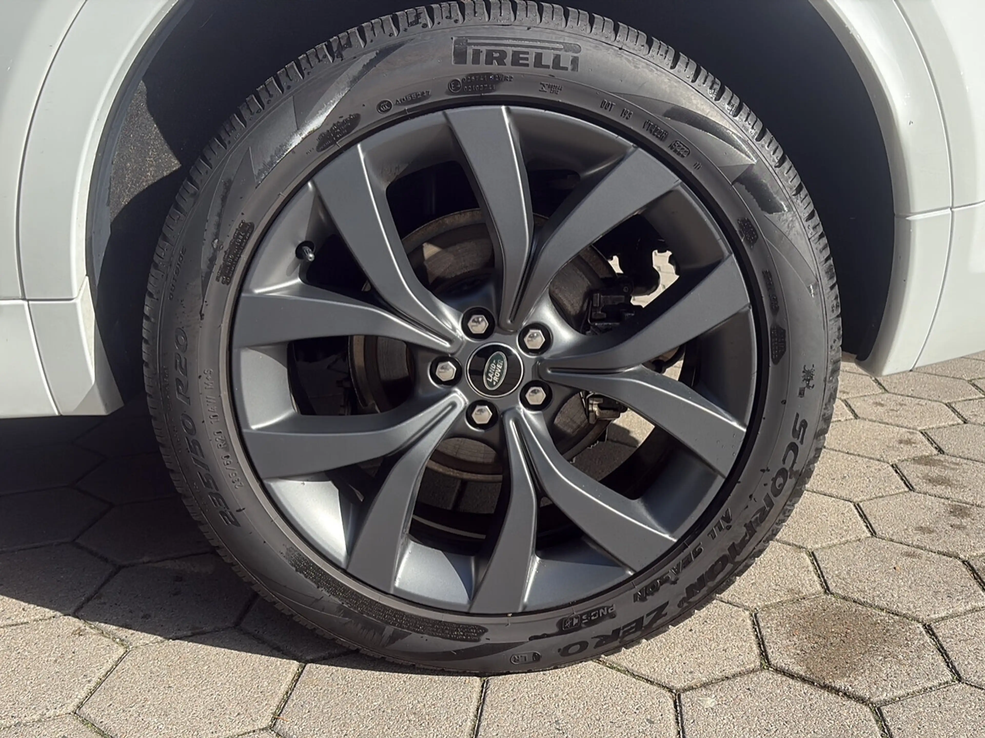 Land Rover Discovery Sport D165 R-Dyn.SE AHK|Winterpkt. — photo 14