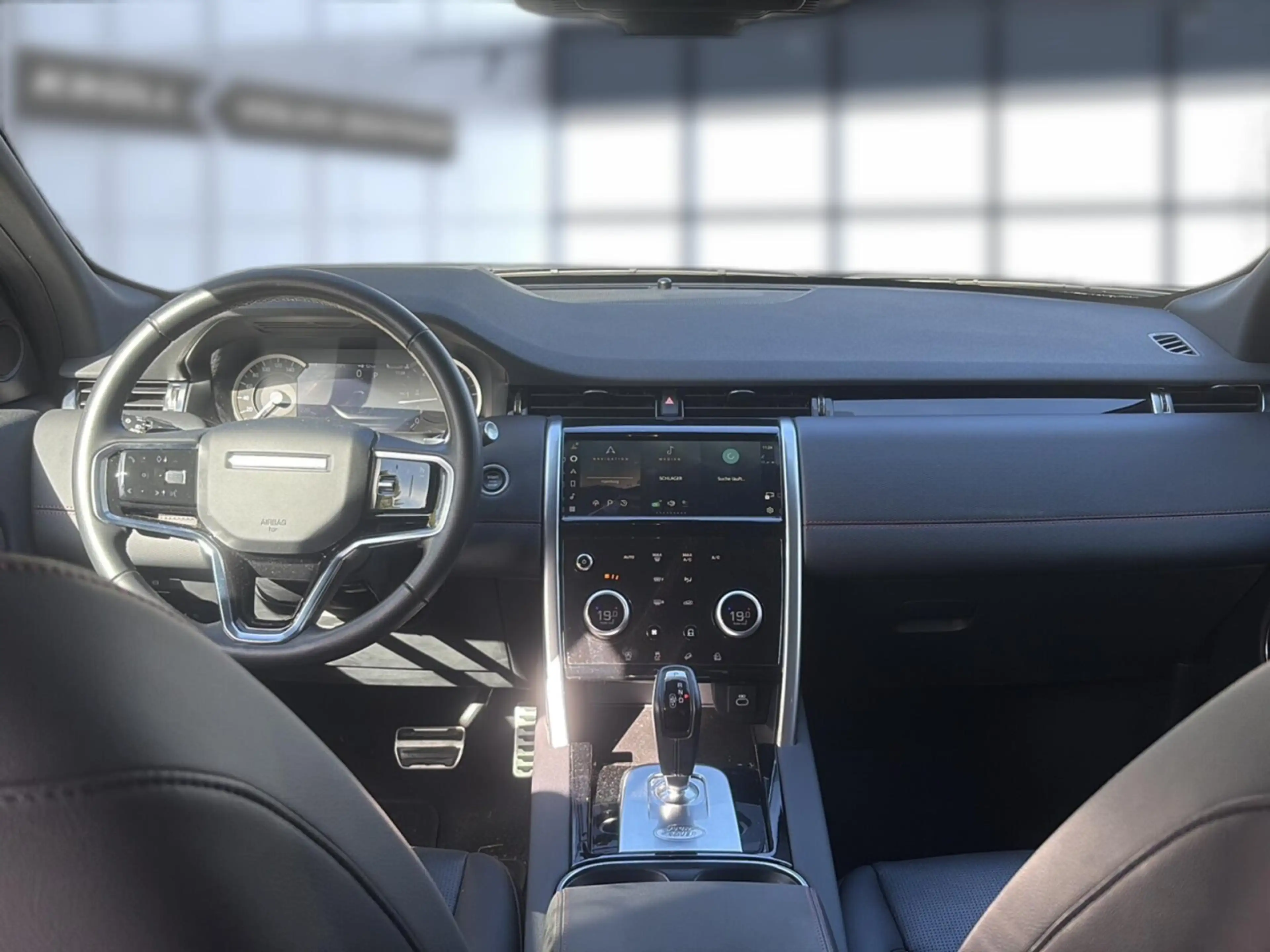 Land Rover Discovery Sport D165 R-Dyn.SE AHK|Winterpkt. — photo 10