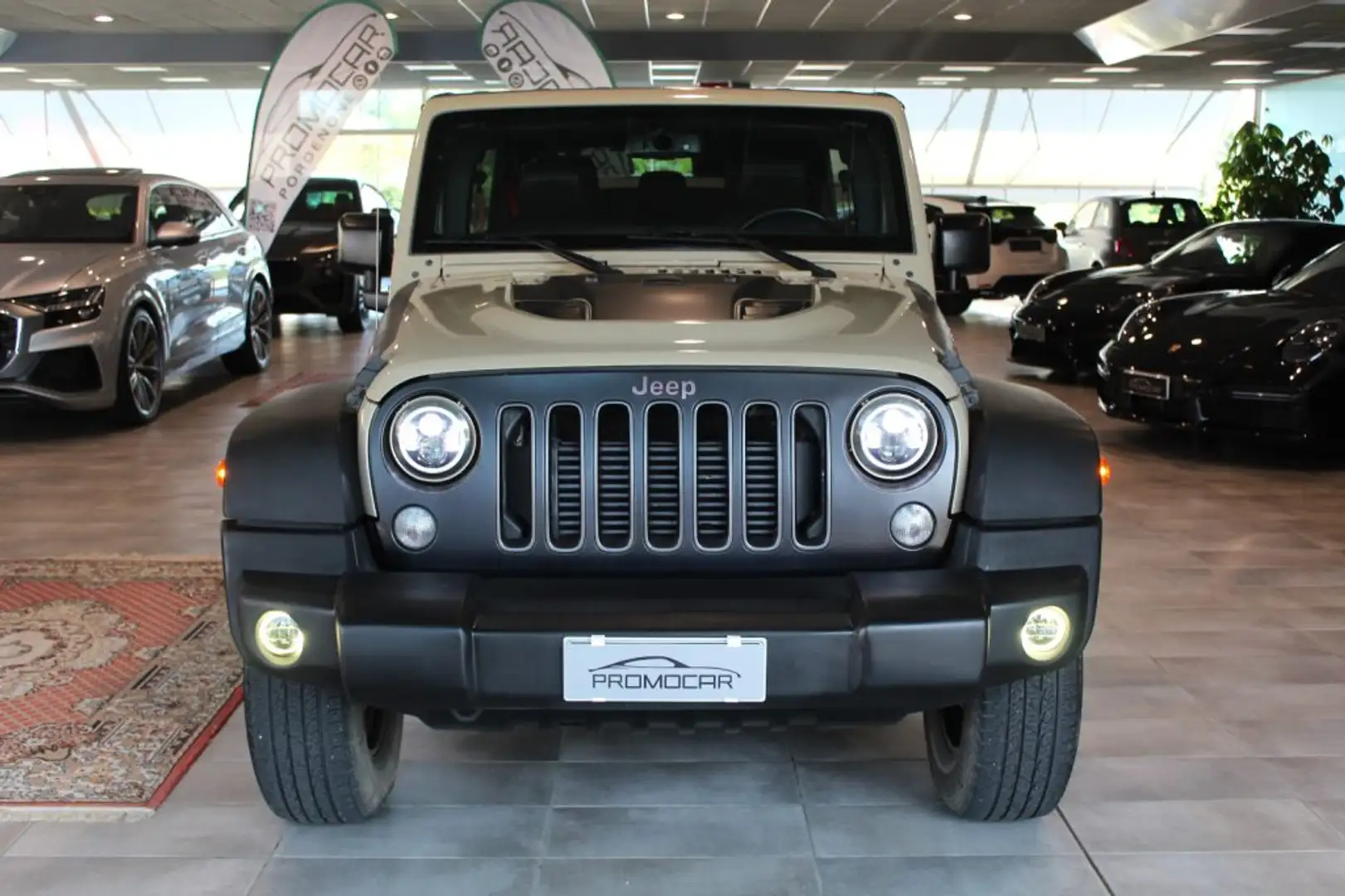 Jeep Wrangler UNLIMITED 2.8 CRD DPF RECON RUBICON AUTO *UNIPROP* Beżowy - 2