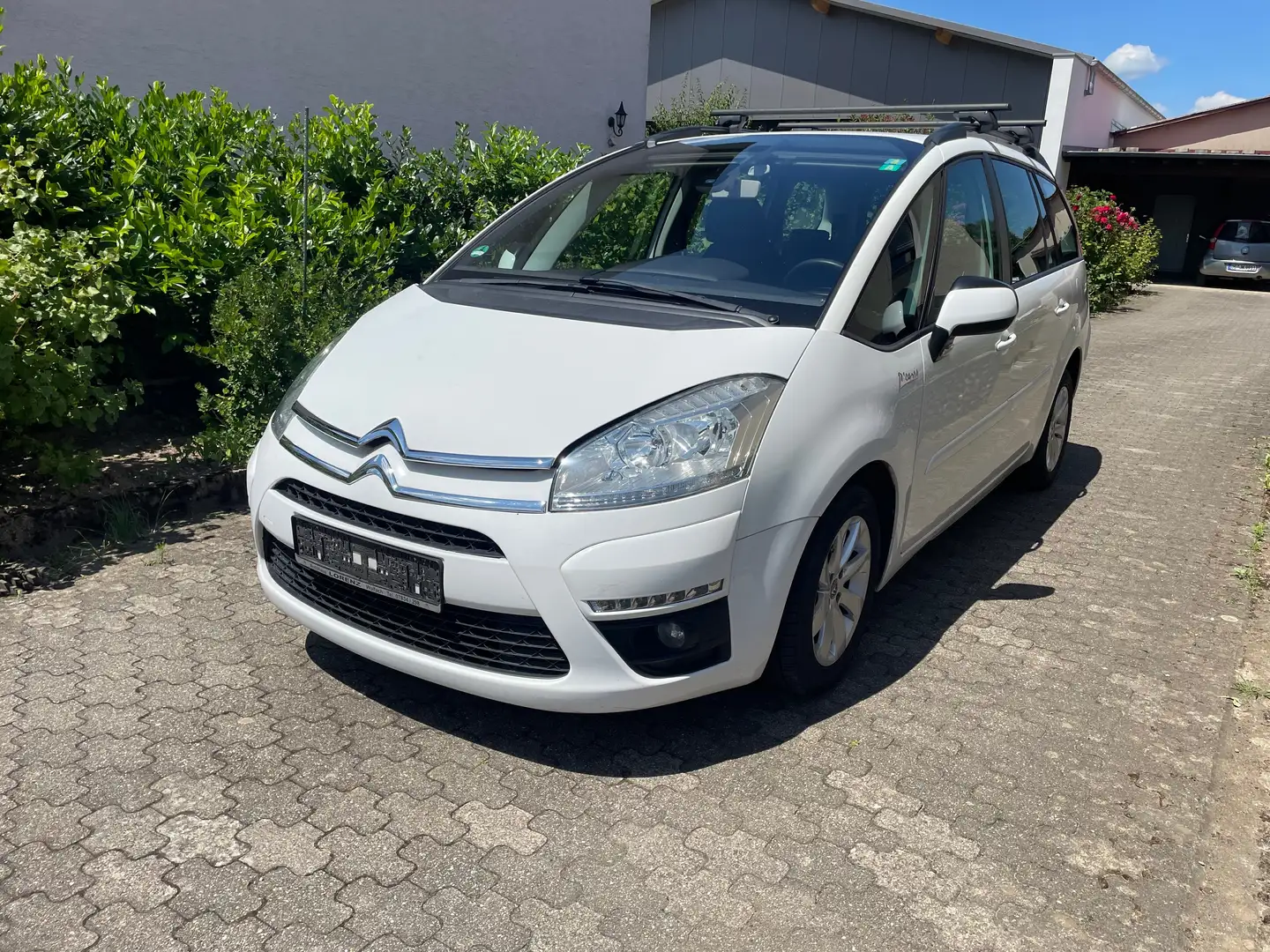 Citroen C4 Picasso 1.6 HDi FAP Exclusive Weiß - 1