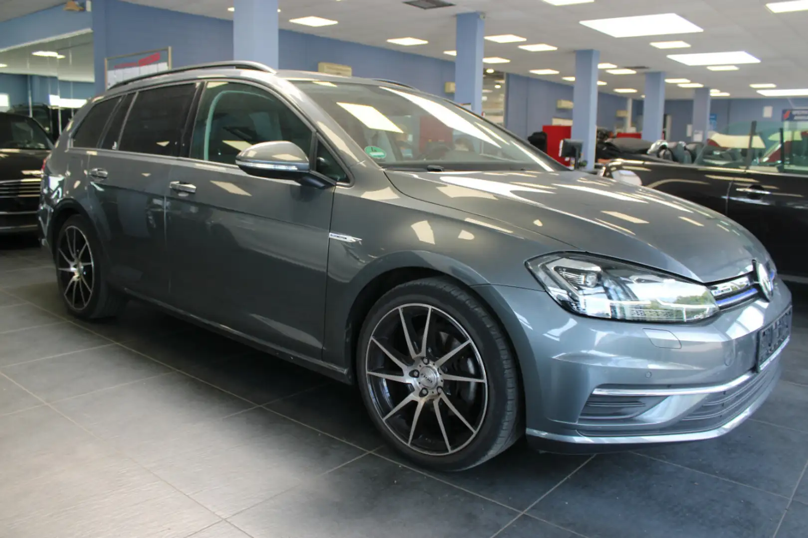 Volkswagen Golf Variant 1.5 TSI ACT BlueMotion Gris - 1