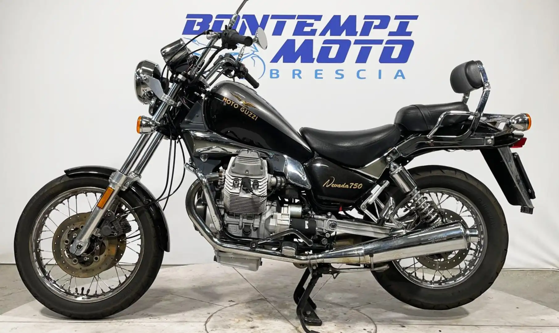Moto Guzzi Nevada 750 2000 - KM 33244 siva - 2
