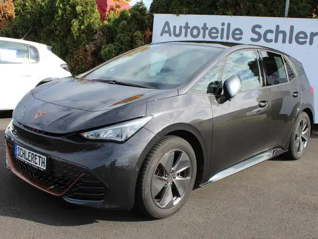 Cupra Born Elektro, HU+AU NEU, Reichweite ca. 416 km WLTP, Sportsitze, Rückfahrkamera, Aluräder 18 Zoll, DAB Radio