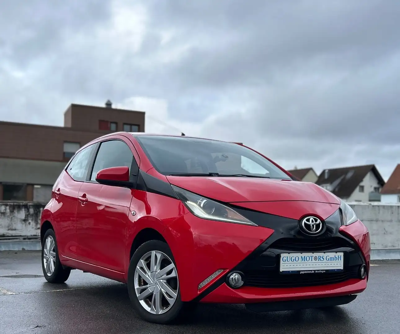 Toyota Aygo X-Play / Kamera / TÜV neu Rood - 2