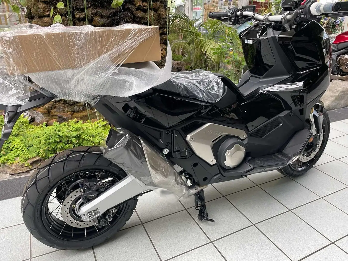Honda X-ADV ABS 2025 DCT Negru - 2