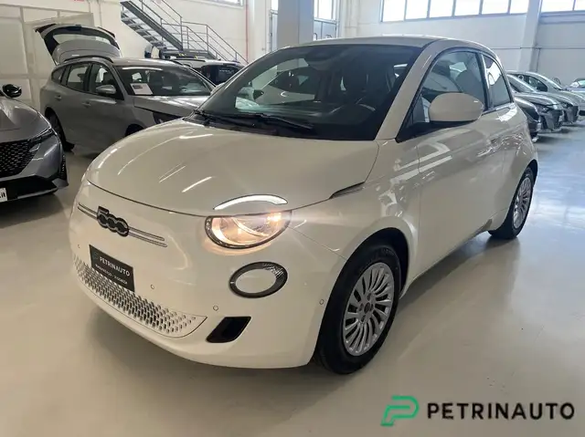 Fiat 500e 42 kWh Entry Pack Tech