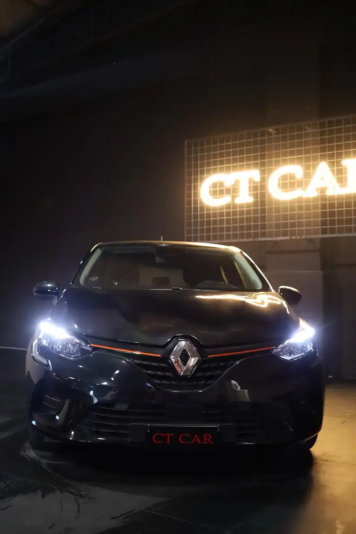 Renault Clio Clio 1.0 sce Life 65cv my21 Schwarz - 2