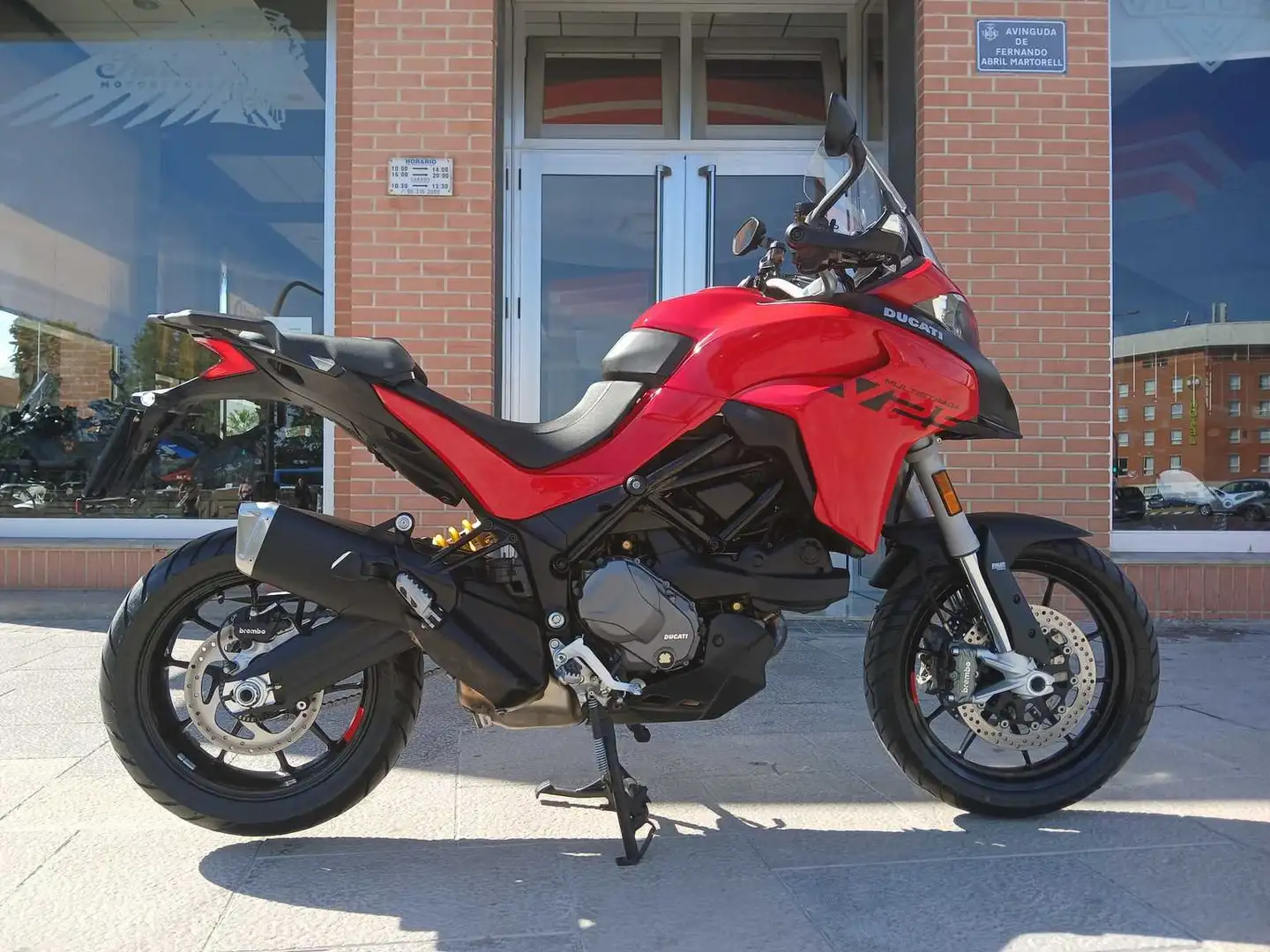 Ducati Panigale V2 - 1