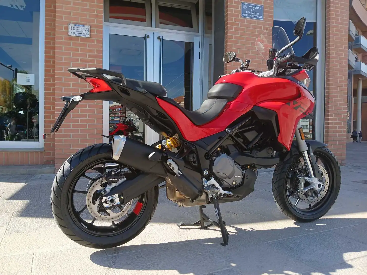 Ducati Panigale V2 - 2