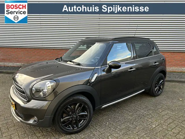 MINI Cooper Countryman Mini 1.6 Pepper | Nette Auto | Navigatie | Stoelve