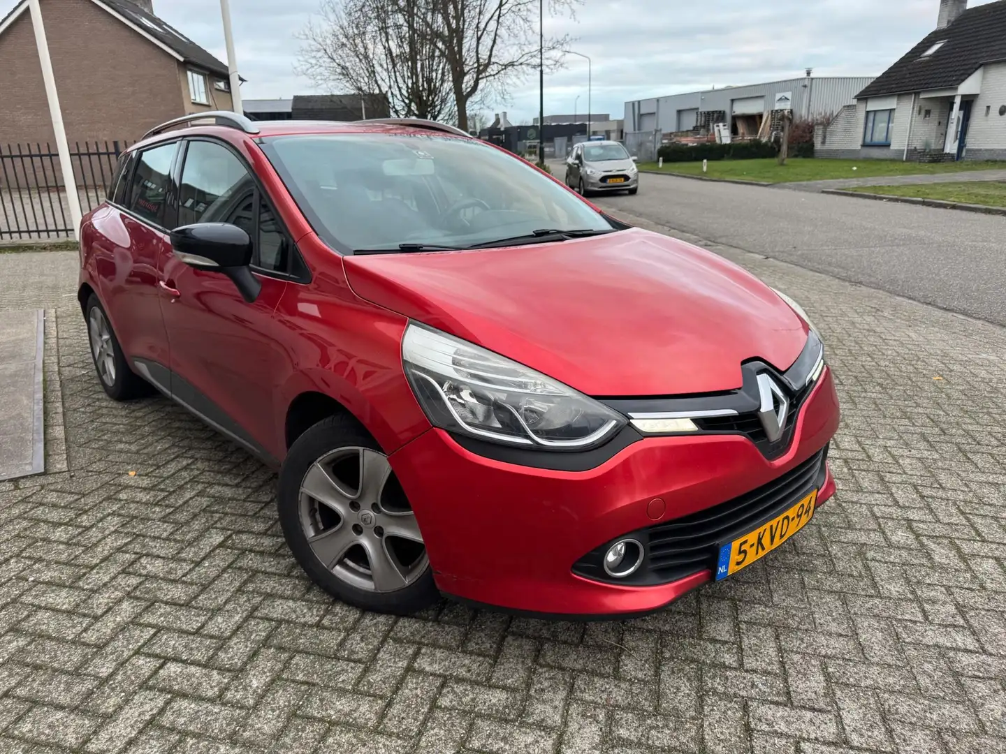 Renault Clio Estate 0.9 TCe Expression Airco,Navigatie Rouge - 2