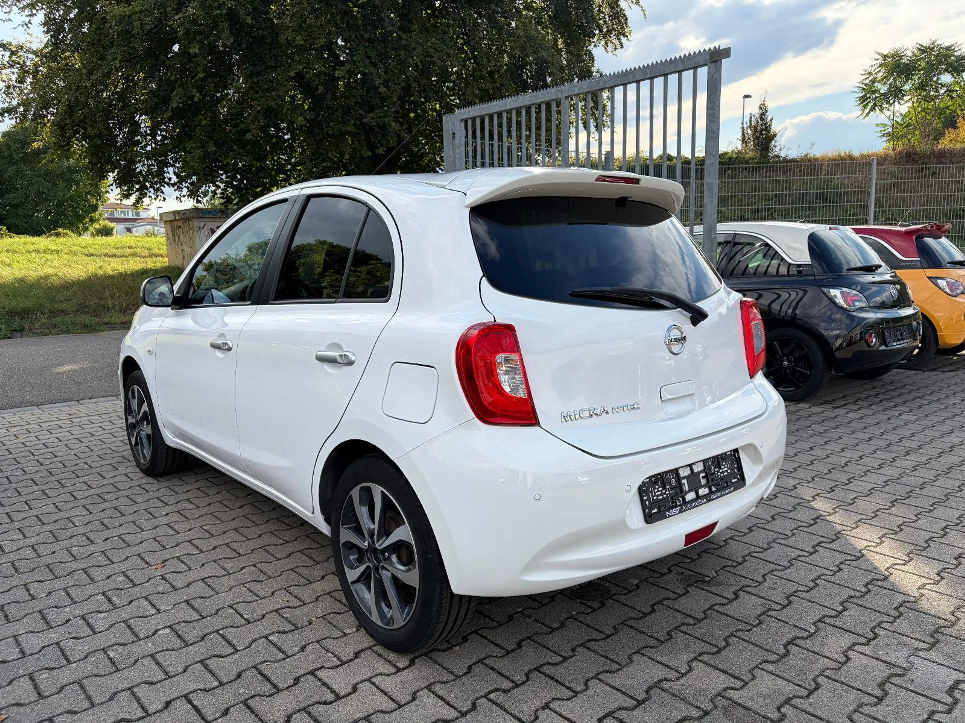 Nissan Micra N-Tec/1.Hand/Navi/Klima/Sitzheizung/PDC — photo 3