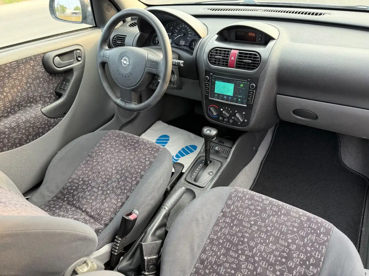 Opel Corsa C 1.4 16V Elegance *VOLLAUTOMATIK*, foto 11
