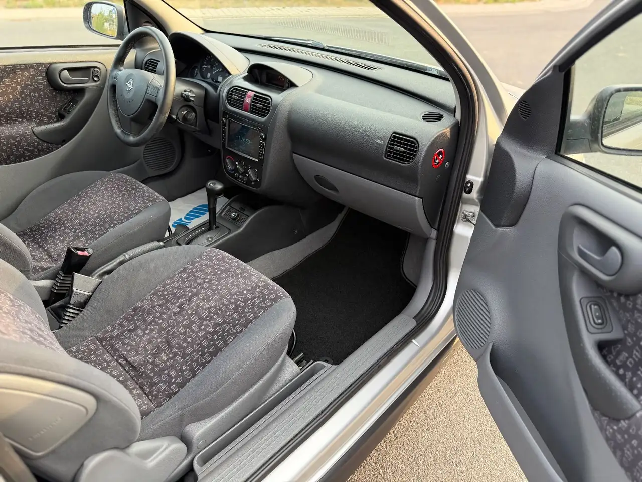 Opel Corsa C 1.4 16V Elegance *VOLLAUTOMATIK*, foto 12