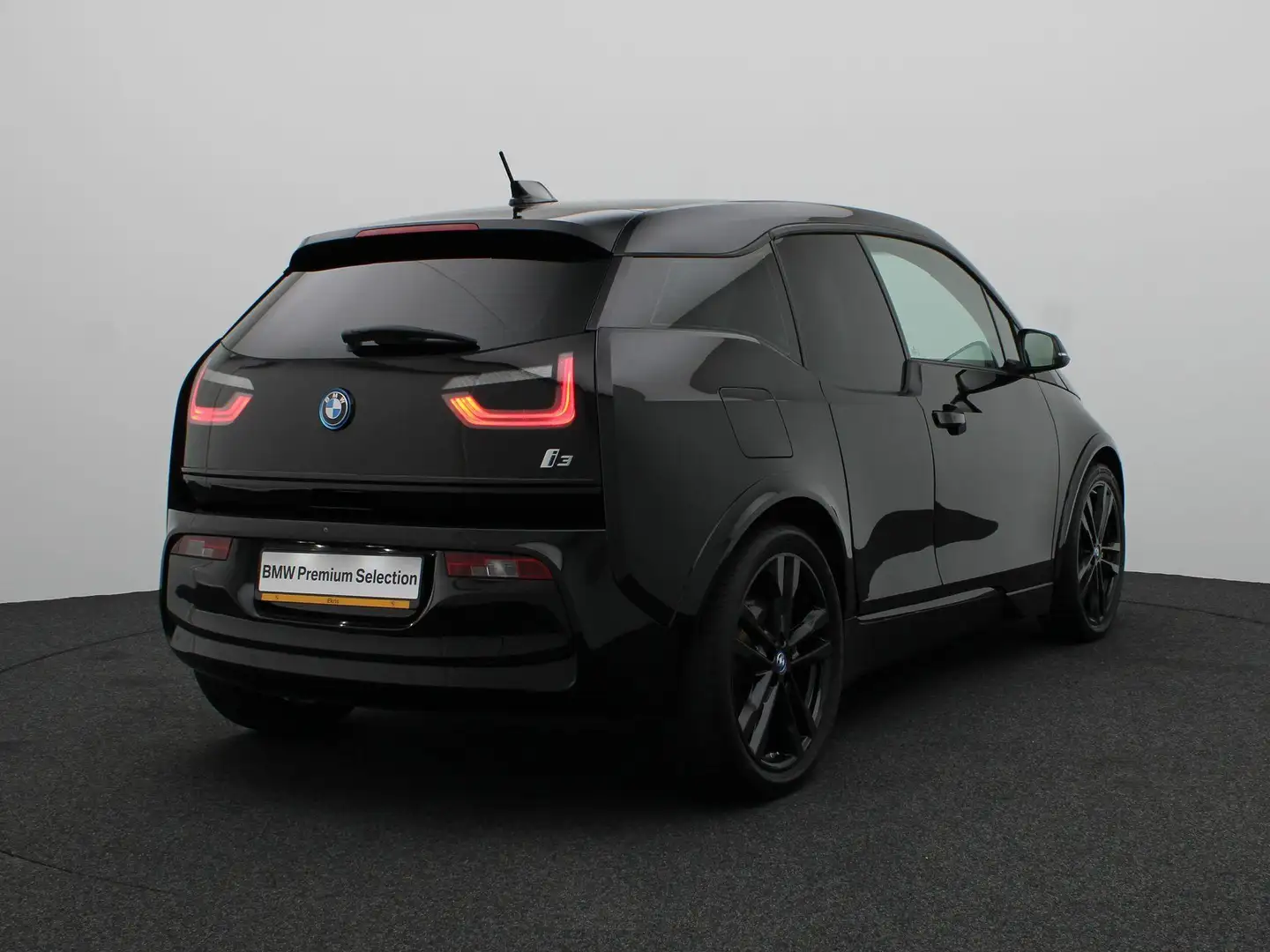 BMW i3 120Ah Executive Edition | Achteruitrijcamera | Har Negro - 2