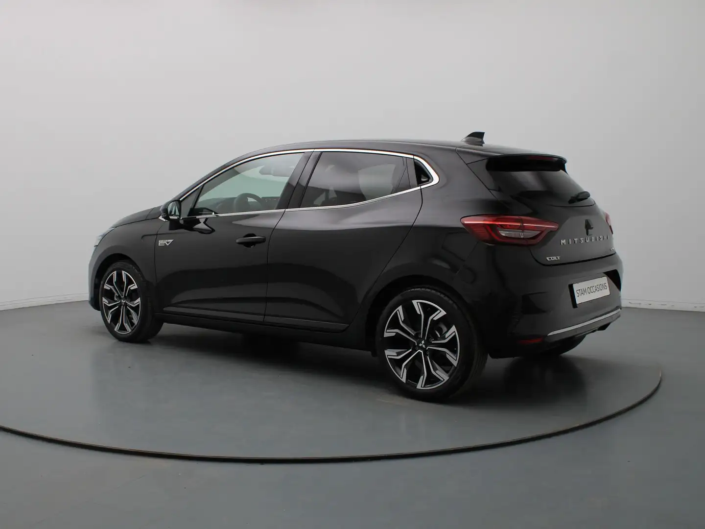 Mitsubishi Colt 145pk HEV Intense+ Automaat Camera | Adapt. Cruise Schwarz - 2