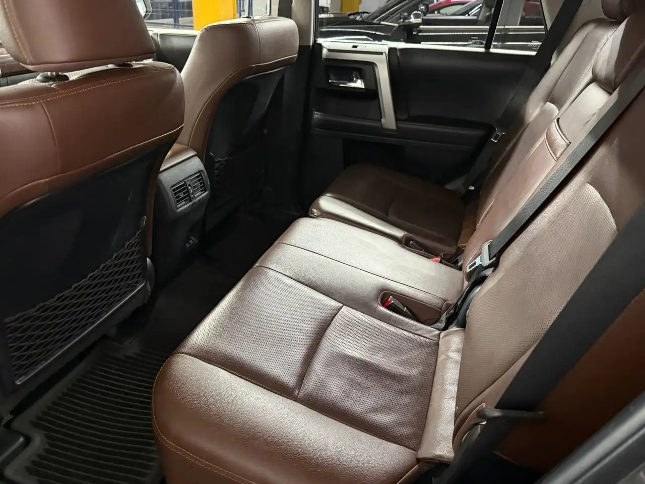 Toyota 4-Runner снимка Toyota 4-Runner