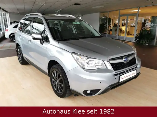 Subaru Forester 2.0 AWD Edition 35 AHK Kamera Leder