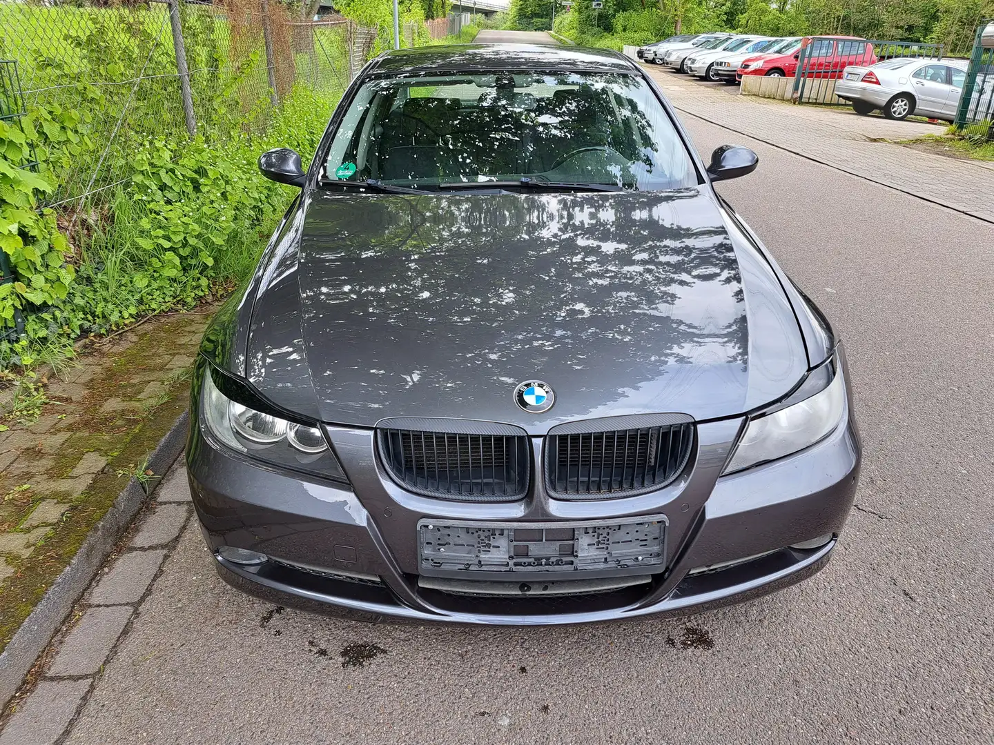 BMW 320 320i Tüv 06.2025 Grey - 2