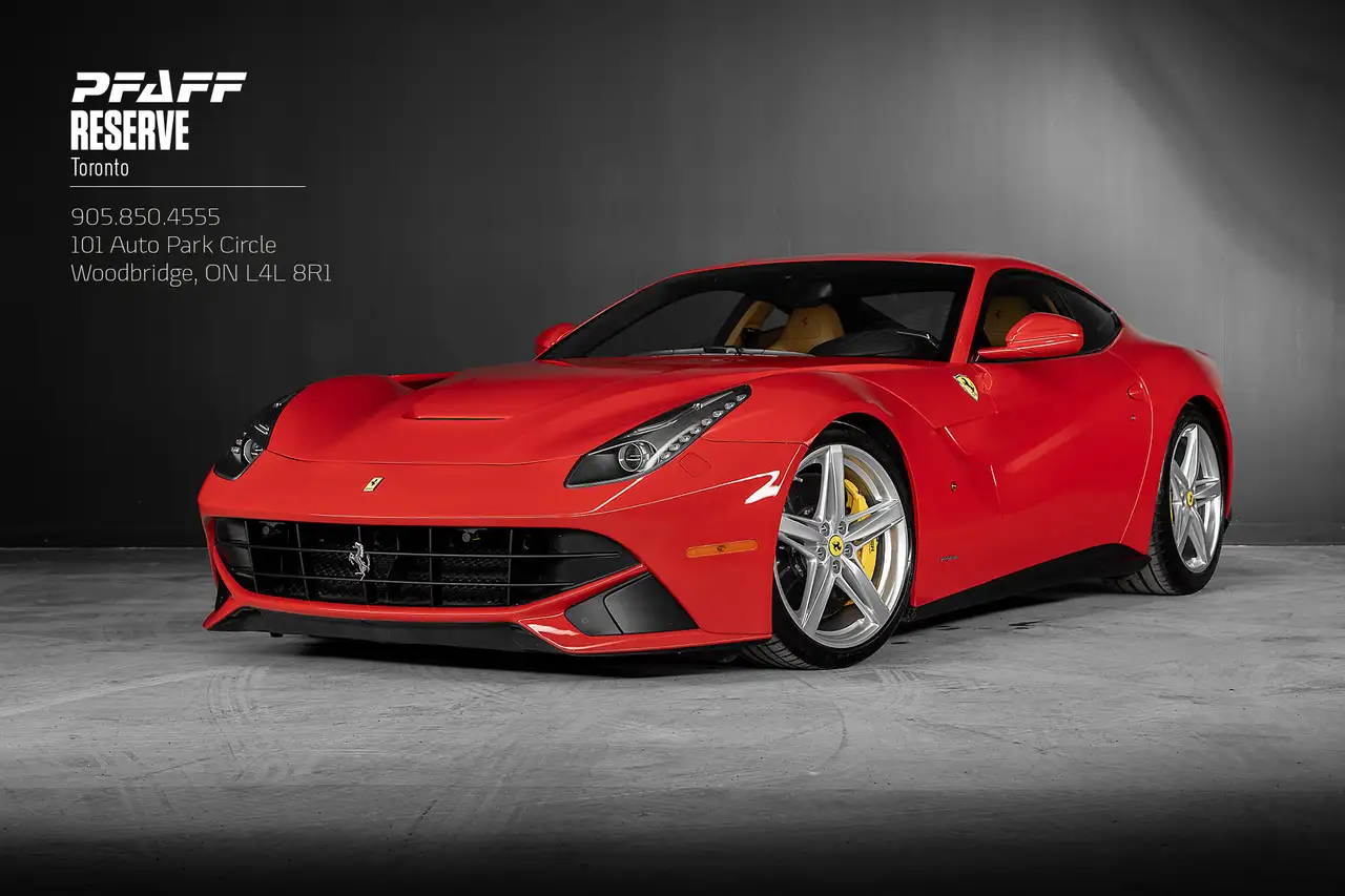 Ferrari F12 снимка Ferrari F12