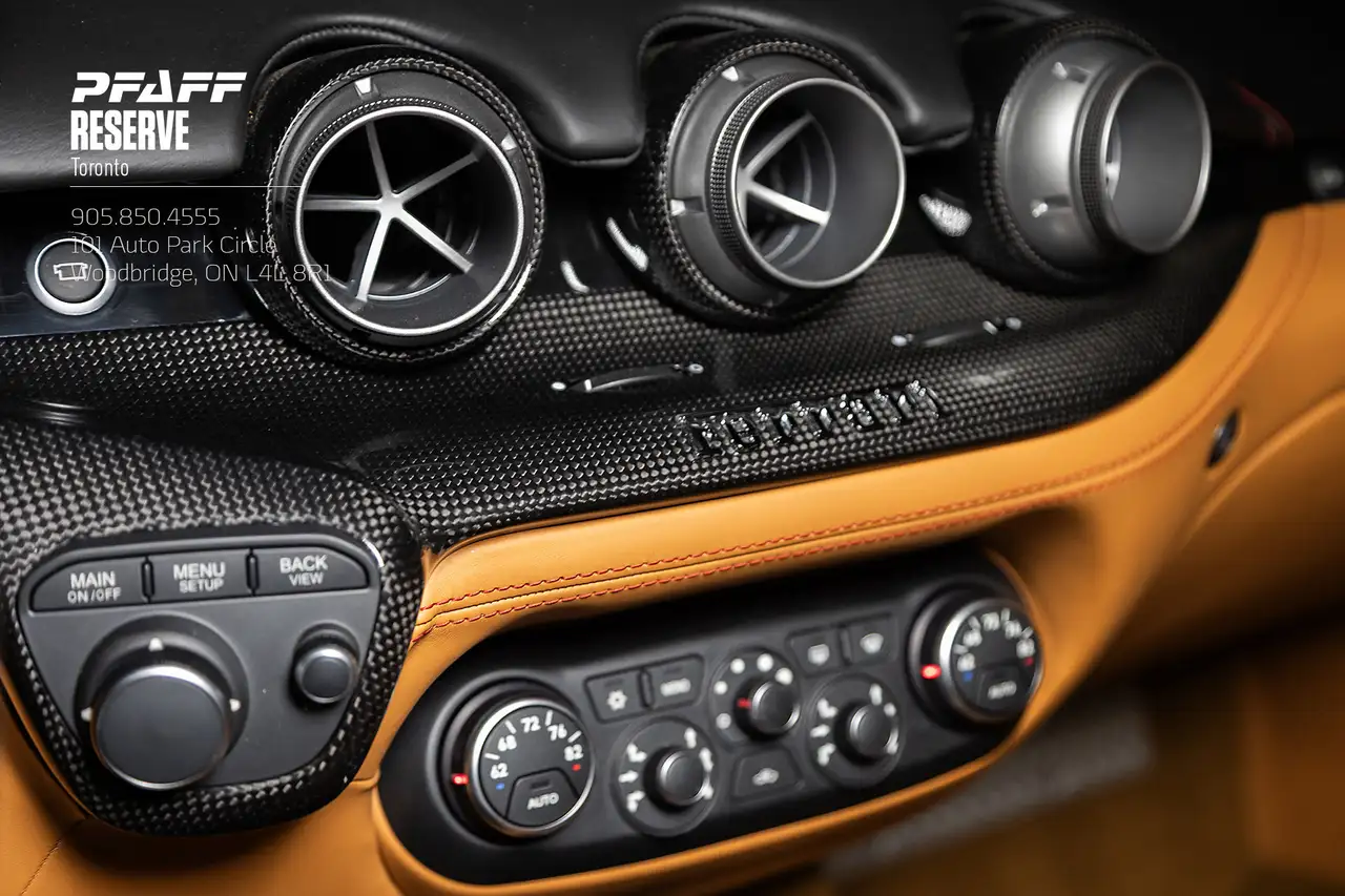 Ferrari F12 снимка Ferrari F12