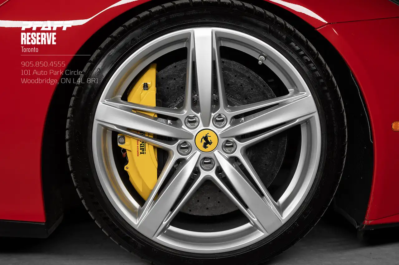Ferrari F12 снимка Ferrari F12