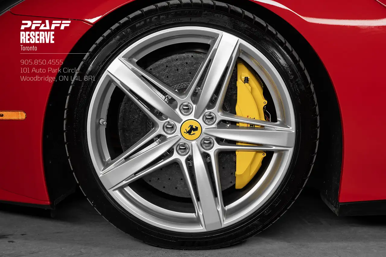 Ferrari F12 снимка Ferrari F12