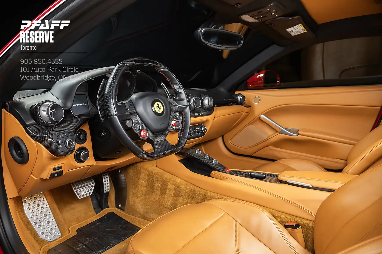 Ferrari F12 снимка Ferrari F12