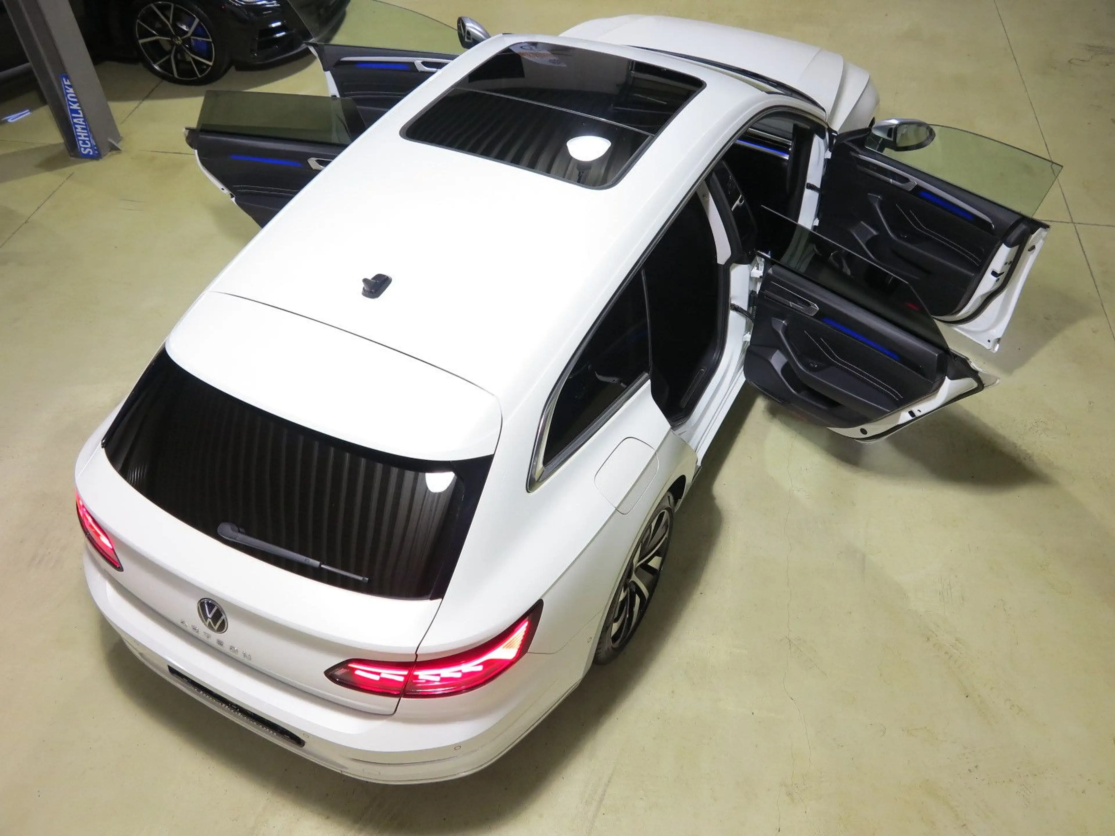 Volkswagen Arteon Shooting Brake 2.0 TDI DSG7 Elegance eSAD — photo 15