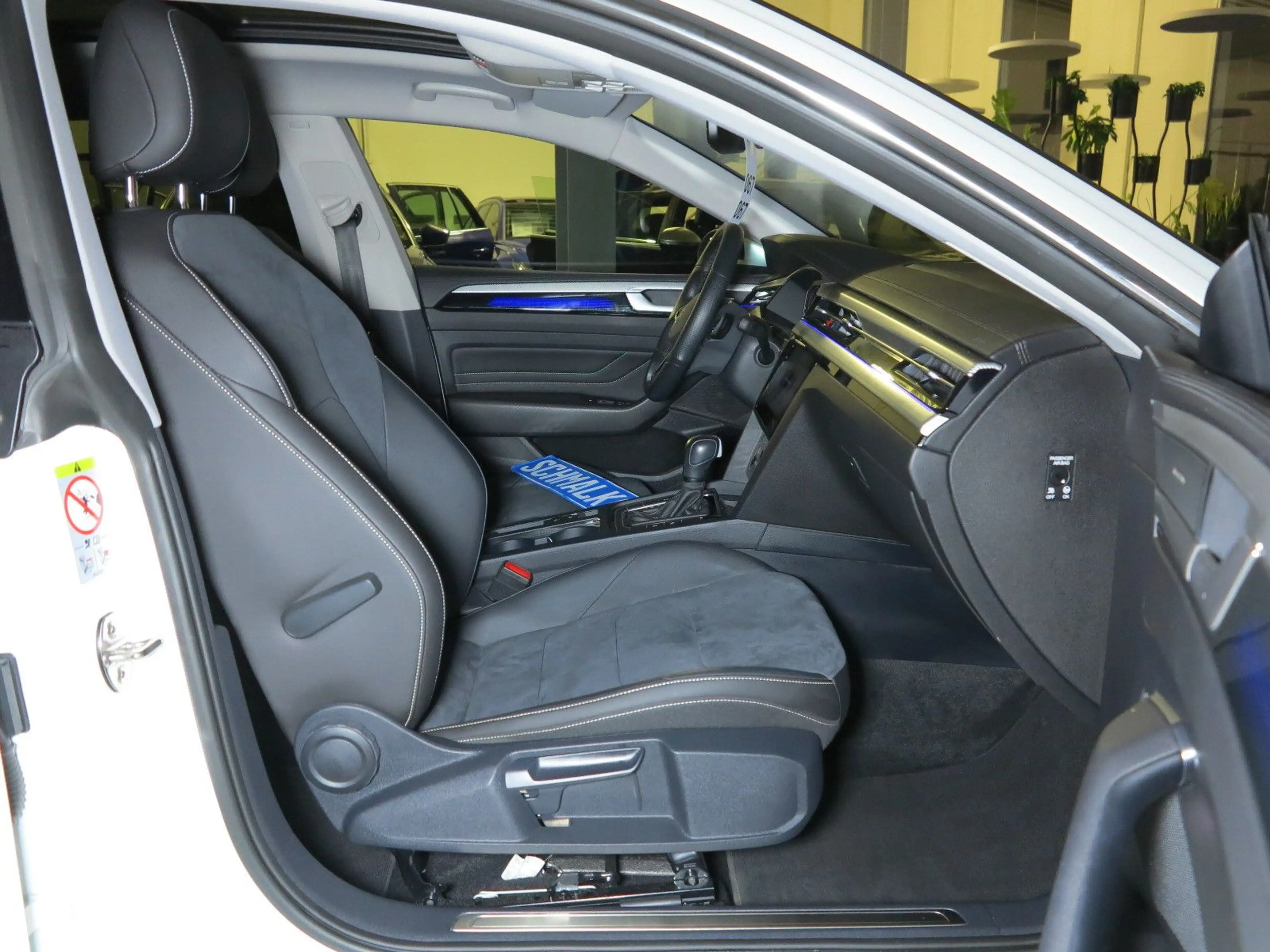 Volkswagen Arteon Shooting Brake 2.0 TDI DSG7 Elegance eSAD — photo 11