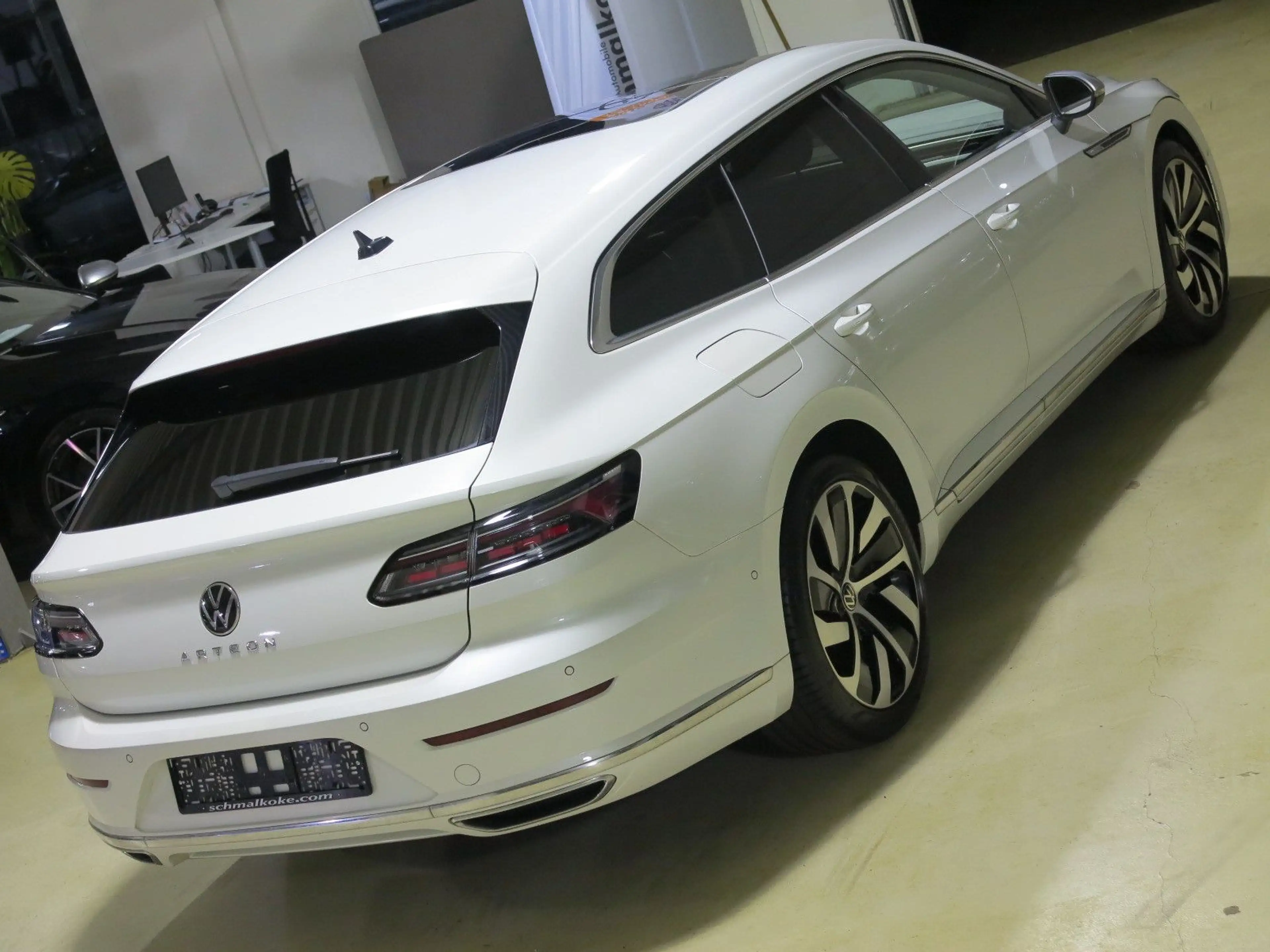 Volkswagen Arteon Shooting Brake 2.0 TDI DSG7 Elegance eSAD — photo 3
